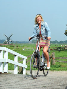 Wietske de Jong, sportief, vrolijk en fris zoals Friesland is.